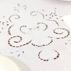 Chemin de table Kara