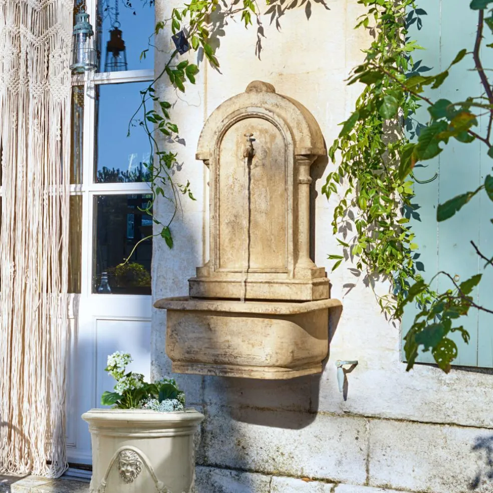 Fontaine murale Ivera