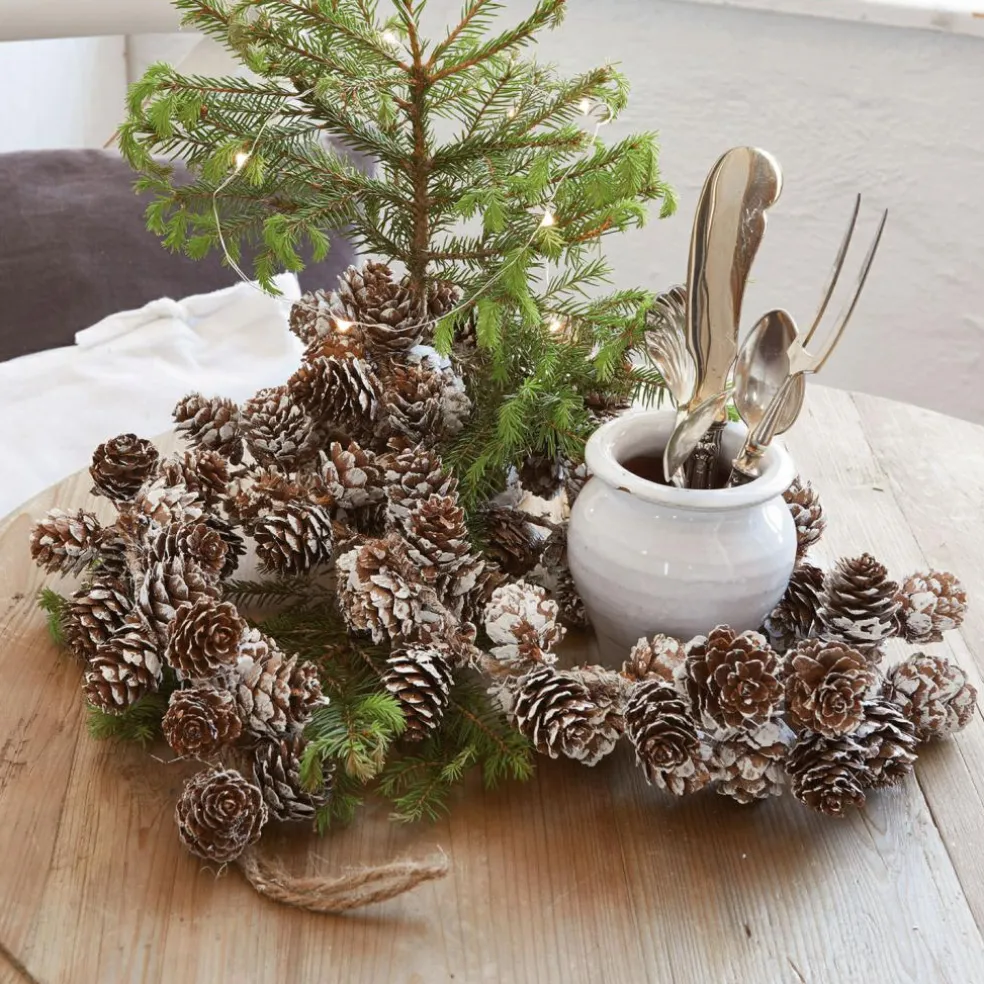 Guirlande de pommes de pin Jacci