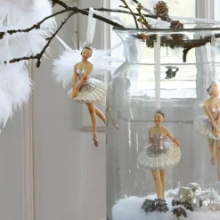 Lot de 4 figurines Tadley