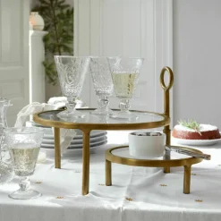 Présentoir à étages Drovela