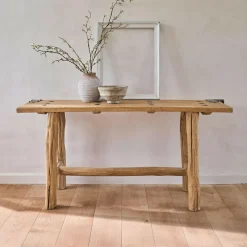 Table Crestmoore