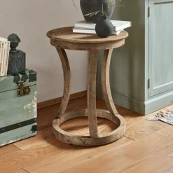 Table d'appoint East Harwich