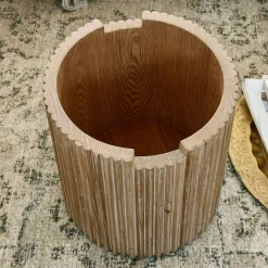 Table d’appoint Saintouré