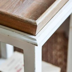 Table d'appoint Vieille